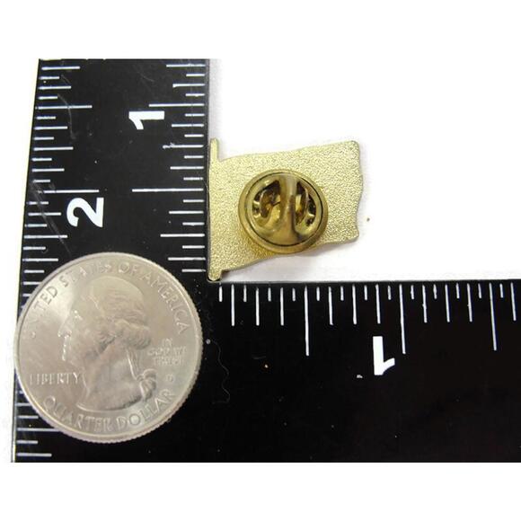 Waving Flag Lapel Pin Vintage Patriotic Stars Stripes USA - Picture 5 of 8